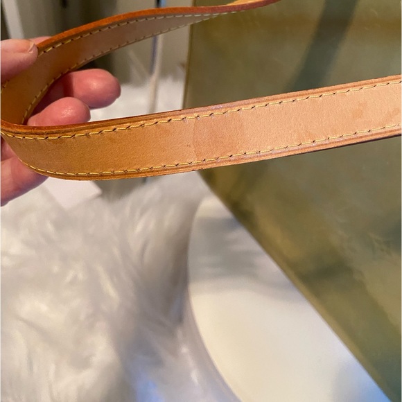 LV VGUC Vintage Columbus Tote in Green Vernis Leather - Picture 16 of 16